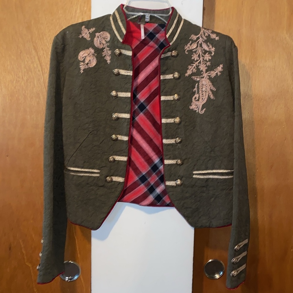 💚💛❤️EUC Worn Once Free People Military Olive Green Blazer - Picture 5 of 9